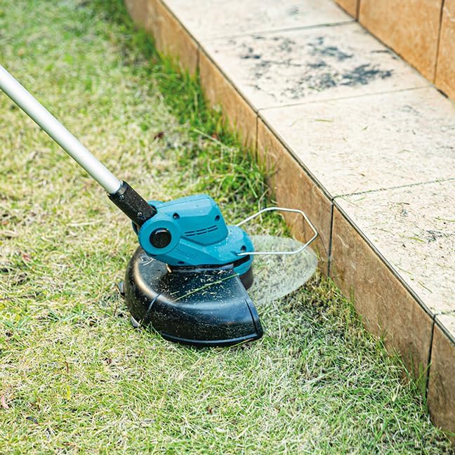 Makita DUR193Z 18V LXT Cordless Grass Trimmer – Body Only