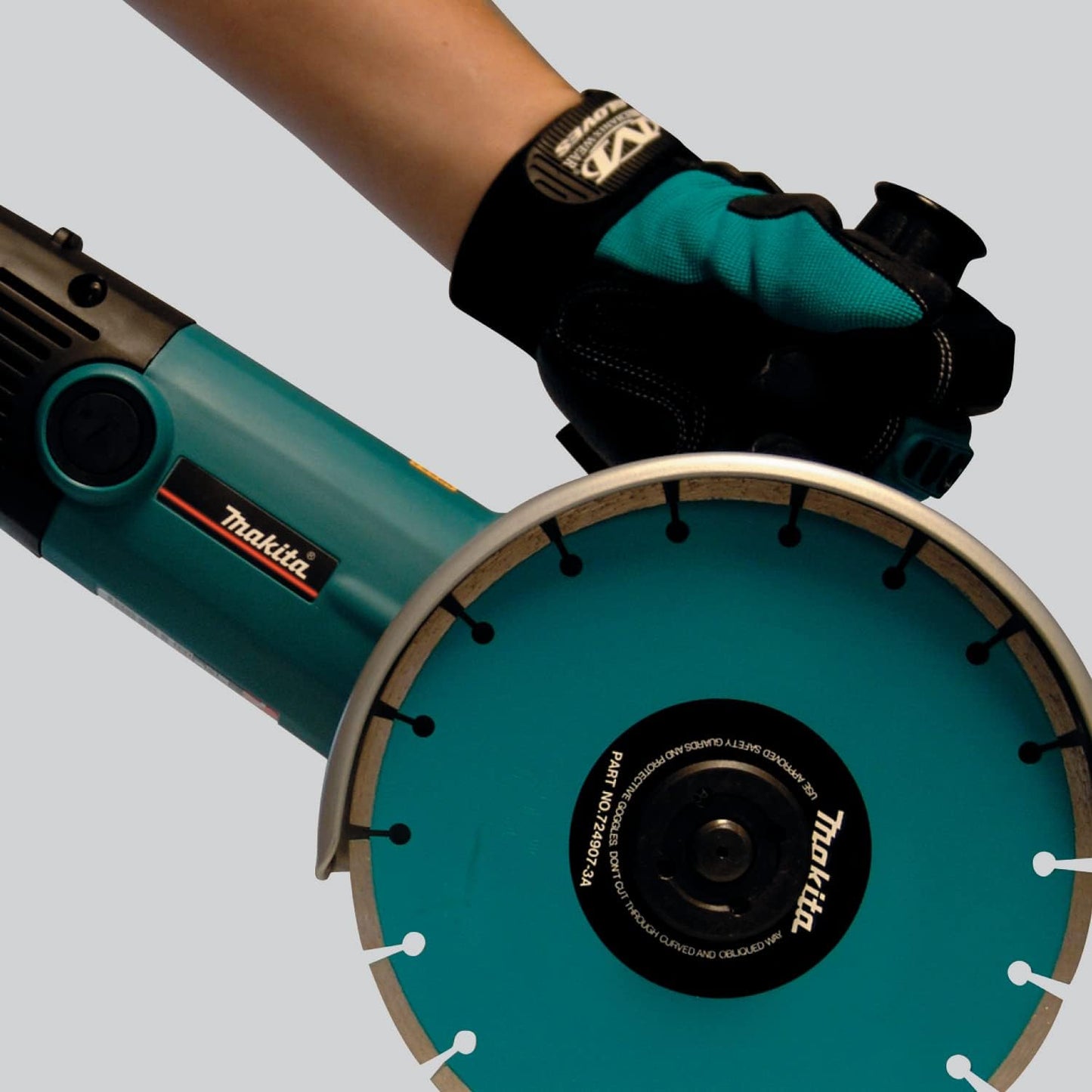 Makita DTW300Z 18V Brushless Impact Wrench, Cordless – Batteries and Charger Not Included